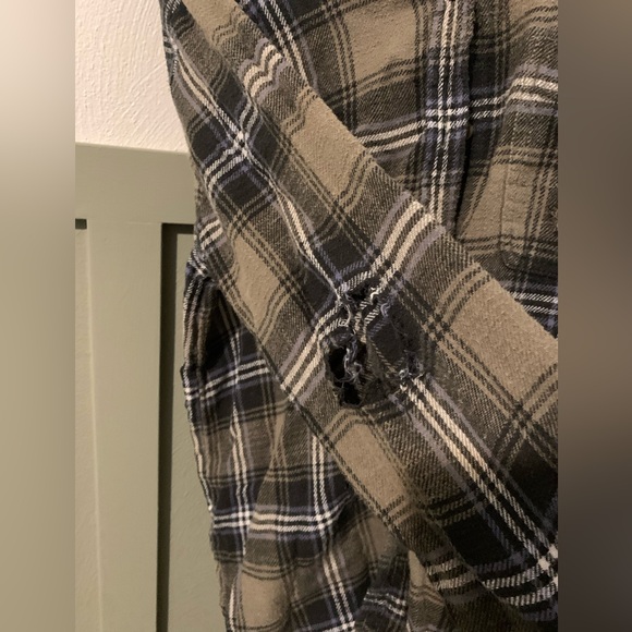 Distressed Flannel Button Up - Picture 4 of 4